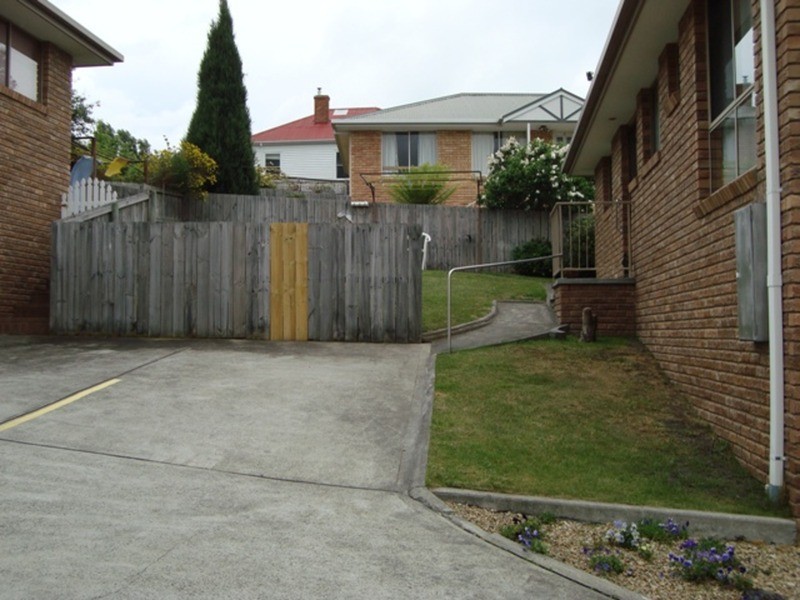 1/3 Chatterton  Court, Claremont TAS 7011