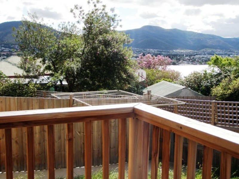 2/21 Harlow Road, Lutana TAS 7009