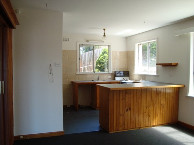 2/96 Springfield Avenue, West Moonah TAS 7009