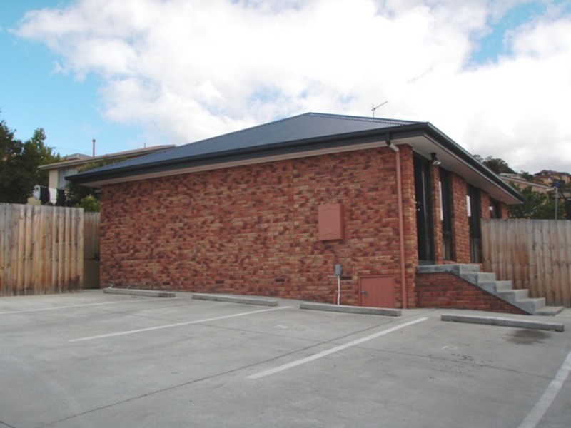 2/74 Brent Street, Glenorchy TAS 7010