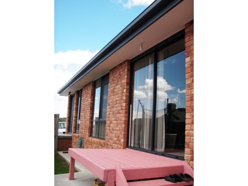 2/74 Brent Street, Glenorchy TAS 7010