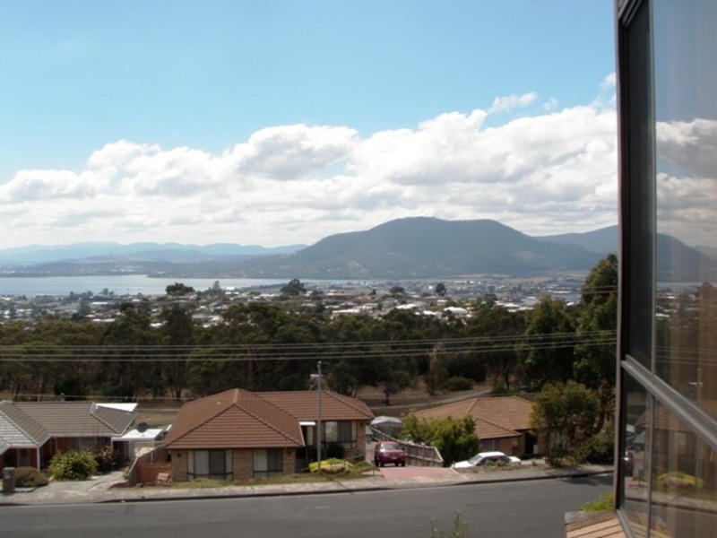 4/1 Cleland Court, West Moonah TAS 7009