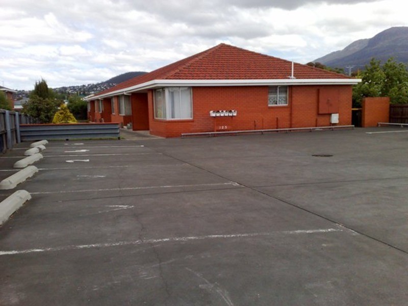 3/125 Hopkins Street, Moonah TAS 7009