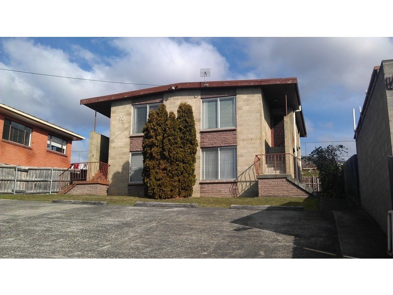2/72 Ashbourne  Grove, West Moonah TAS 7009
