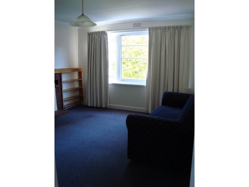 2/11 Cross Street, New Town TAS 7008