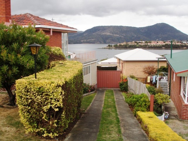 9 Chippendale Street, Claremont TAS 7011