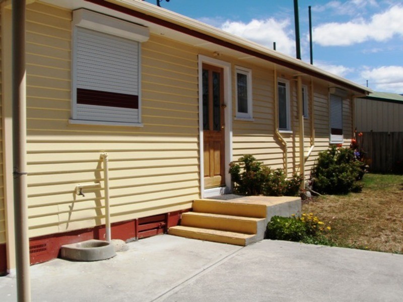 1 Negara Crescent, Goodwood TAS 7010