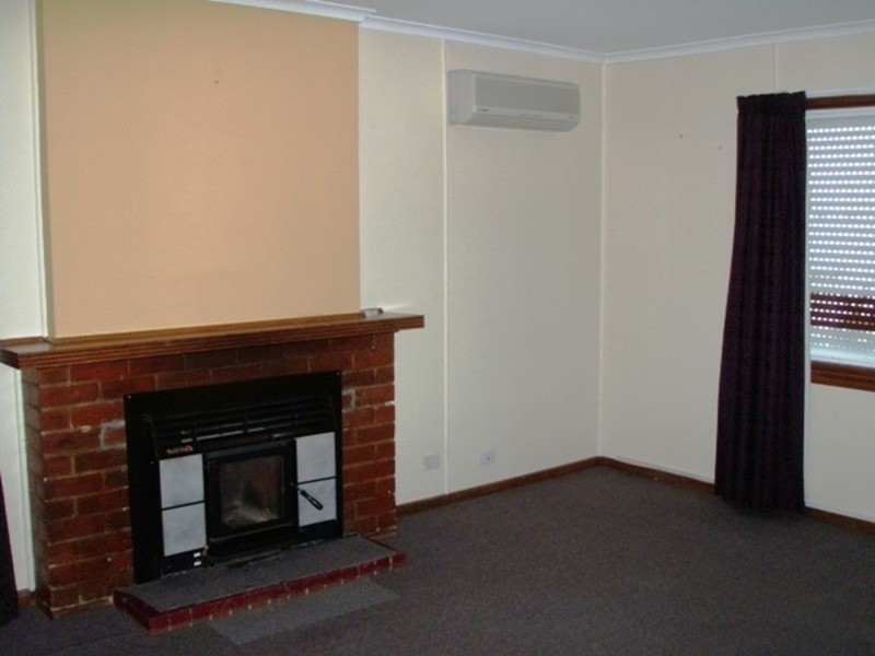 1 Negara Crescent, Goodwood TAS 7010