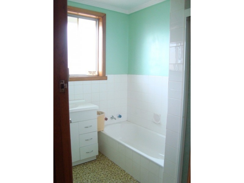 133 Springfield Avenue, West Moonah TAS 7009