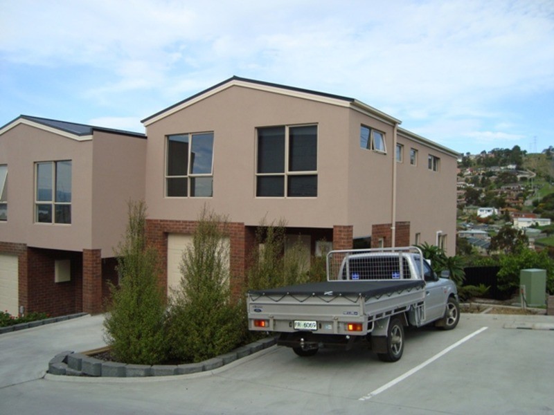 4/4 Nagle  Place, Glenorchy TAS 7010