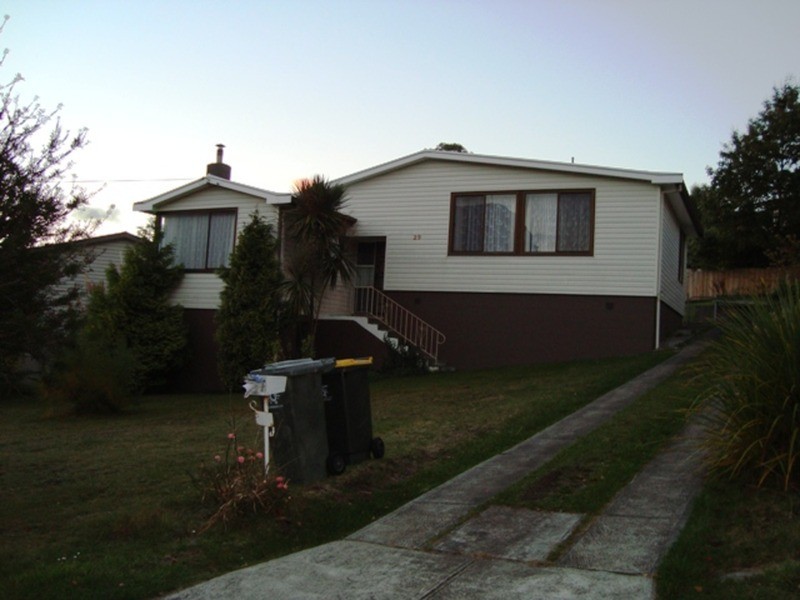 29 Devines Road, Glenorchy TAS 7010