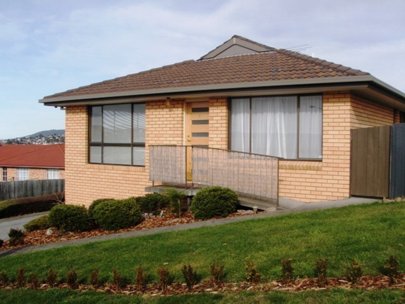 1/112 Amy Street, West Moonah TAS 7009