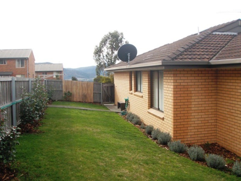 1/112 Amy Street, West Moonah TAS 7009