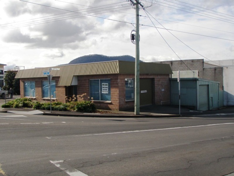 2 Lampton Avenue, Derwent Park TAS 7009