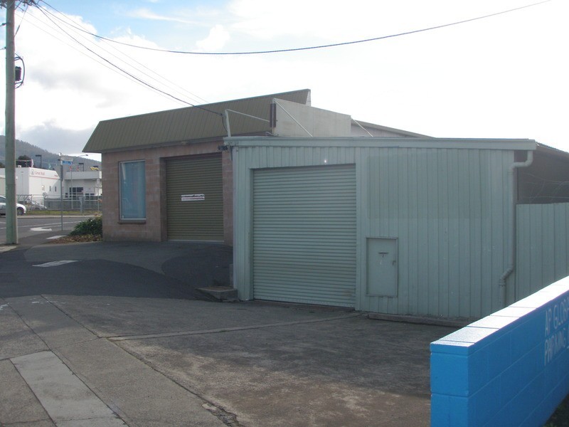 2B Lampton Avenue, Derwent Park TAS 7009