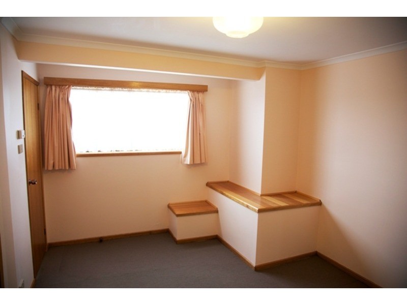 2/10 Donald Court, Glenorchy TAS 7010