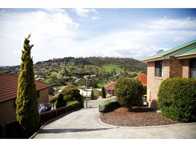 2/10 Donald Court, Glenorchy TAS 7010