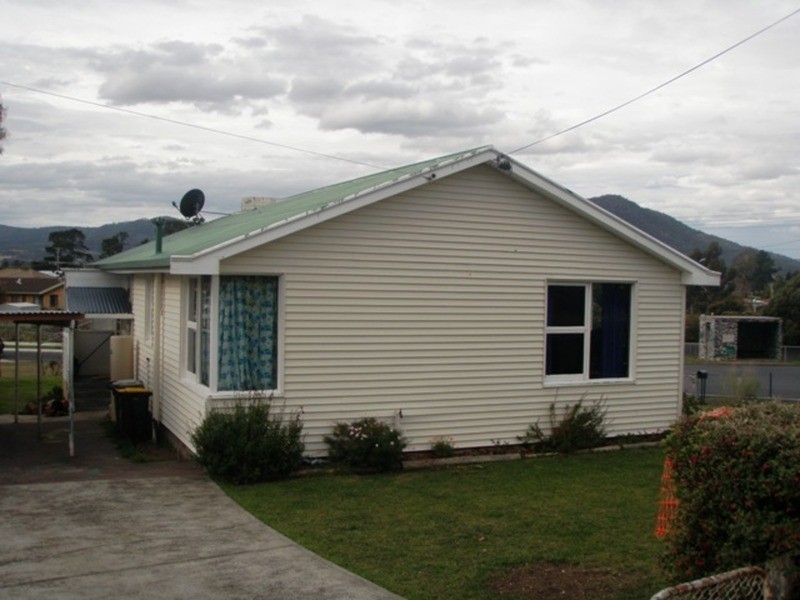 2 Mittara Crescent, Berriedale TAS 7011
