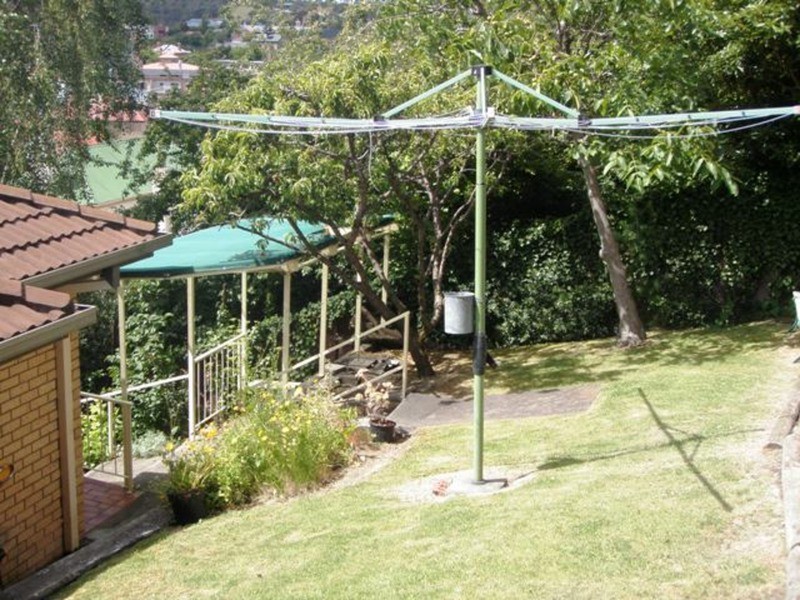 2A Watkins Avenue, West Hobart TAS 7000