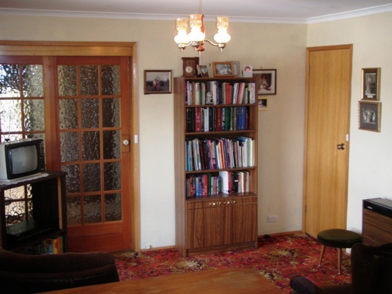 2A Watkins Avenue, West Hobart TAS 7000