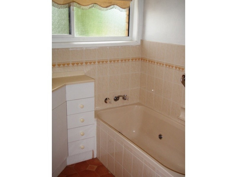 2A Watkins Avenue, West Hobart TAS 7000