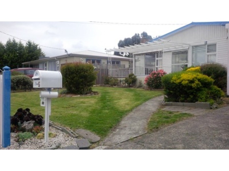 5 Huntley Street, Montrose TAS 7010