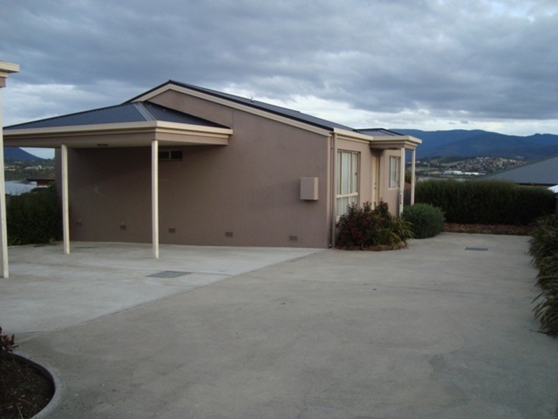 2/3  Mayfield Crescent, Bridgewater TAS 7030