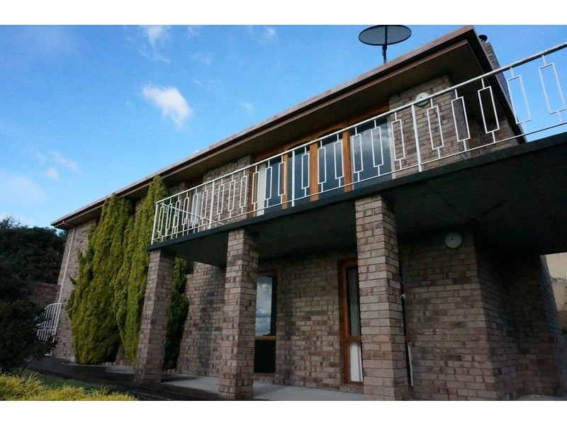 5 Hatton Gardens, Sandy Bay TAS 7005