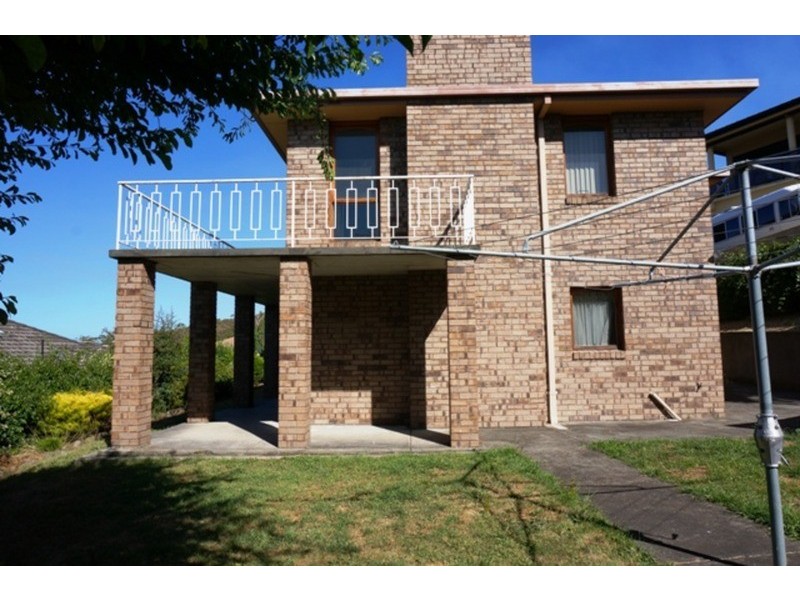 5 Hatton Gardens, Sandy Bay TAS 7005