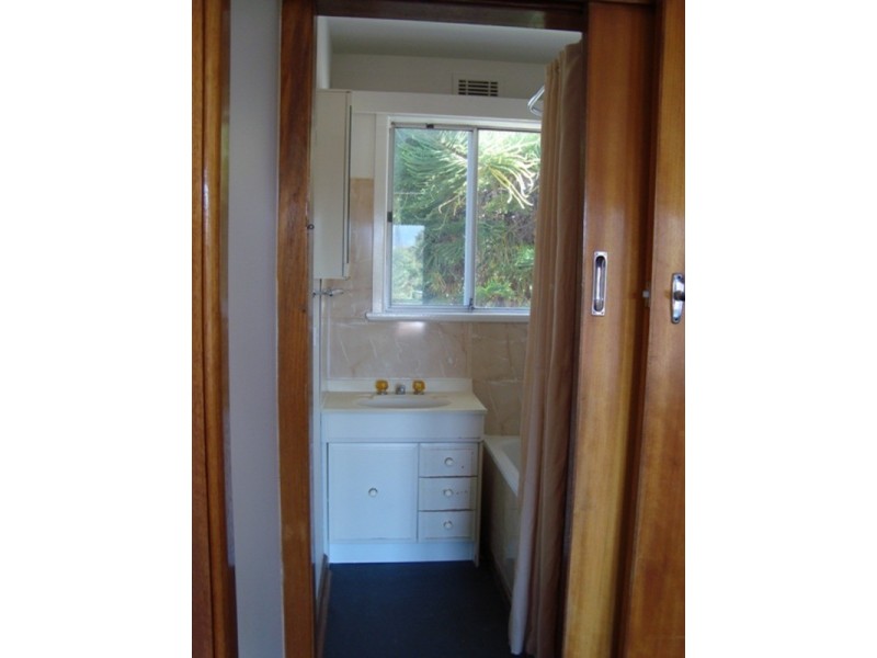 2/96 Springfield Avenue, West Moonah TAS 7009