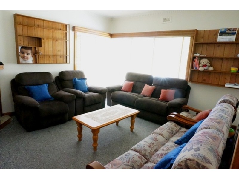 122 Springfield Avenue, West Moonah TAS 7009