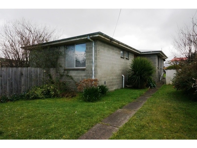 28 Hookey Court, Rokeby TAS 7019