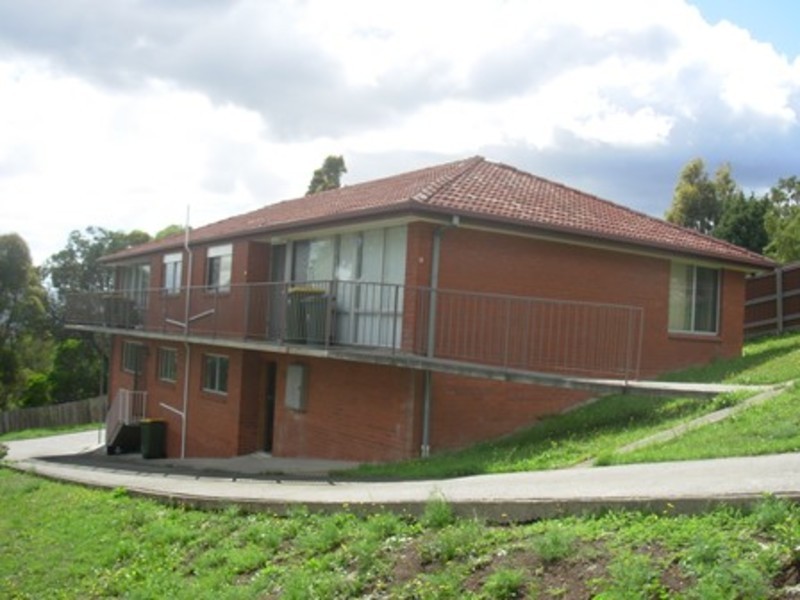 1/9 Shirley Boulevard, Lenah Valley TAS 7008