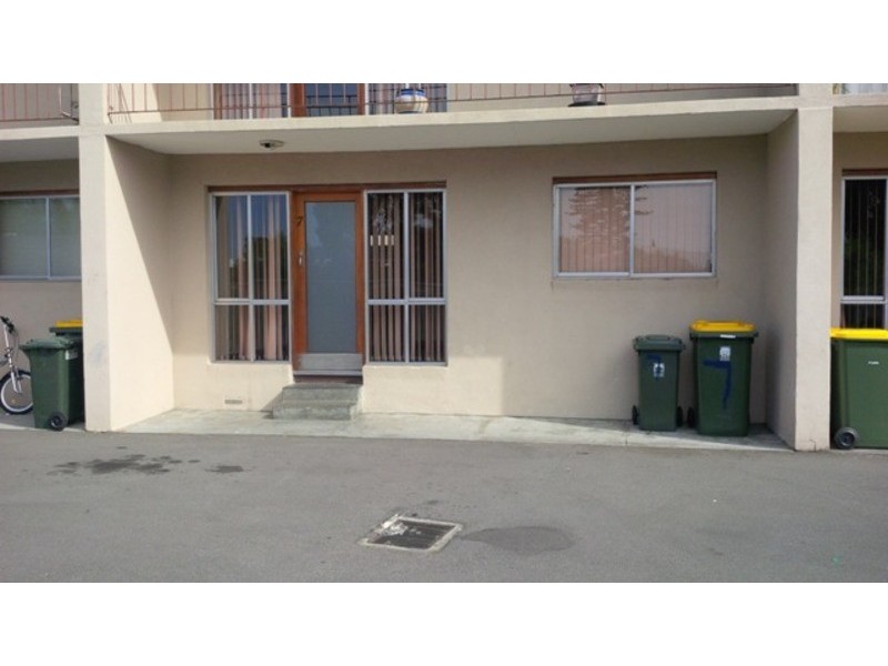 7/46 Tower Road, New Town TAS 7008