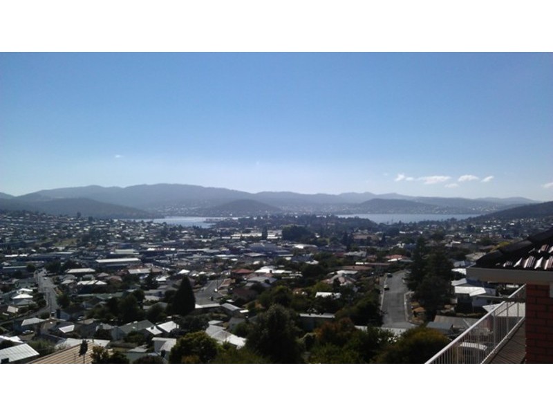 31 Walch Avenue, West Moonah TAS 7009