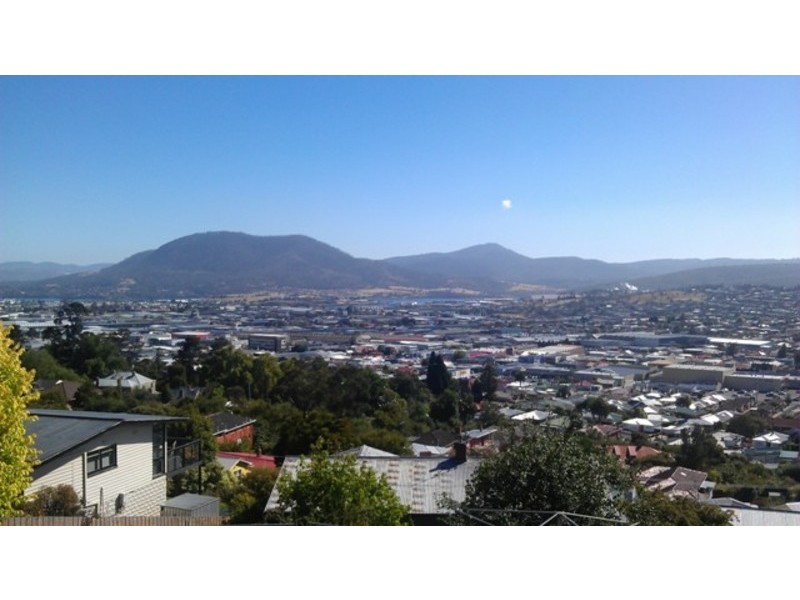 31 Walch Avenue, West Moonah TAS 7009