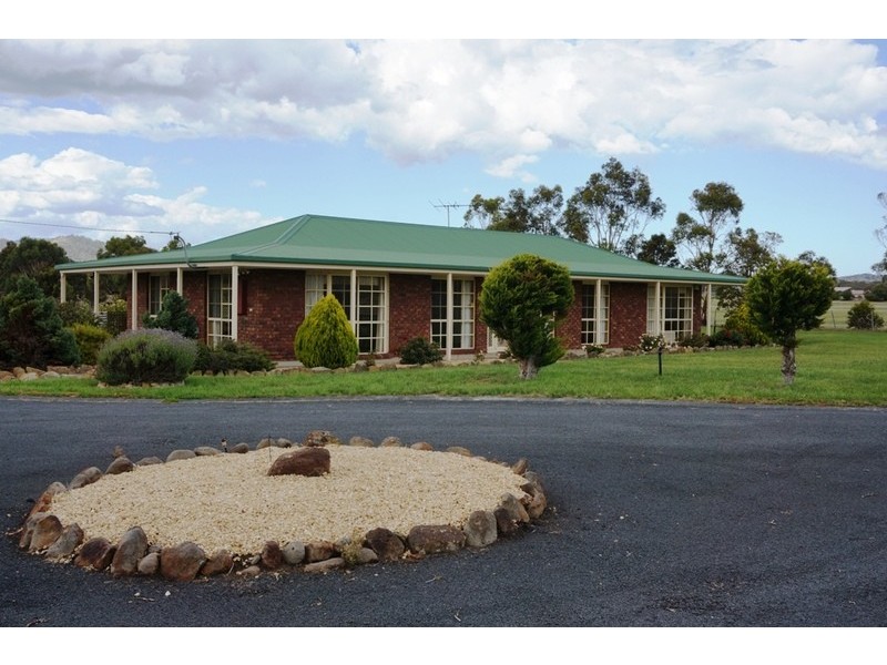 6 Glen Lea Road, Pontville TAS 7030