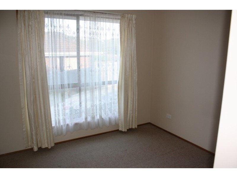 2/21 Nagle Place, Glenorchy TAS 7010