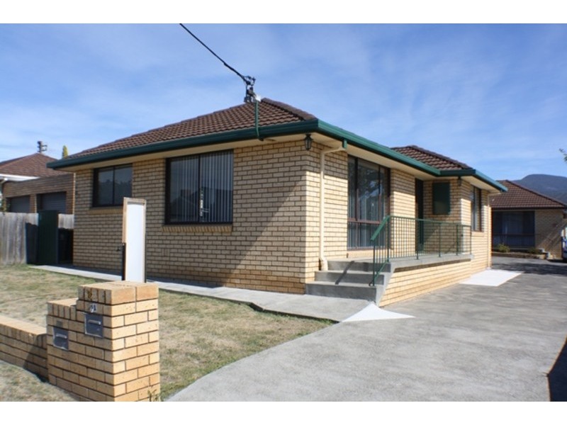 1/2a Shenstone Place, Montrose TAS 7010