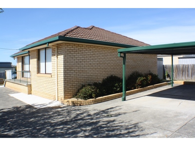 1/2a Shenstone Place, Montrose TAS 7010