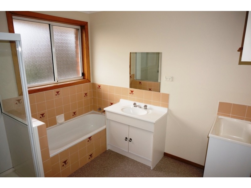 1/62 Box Hill Road, Claremont TAS 7011