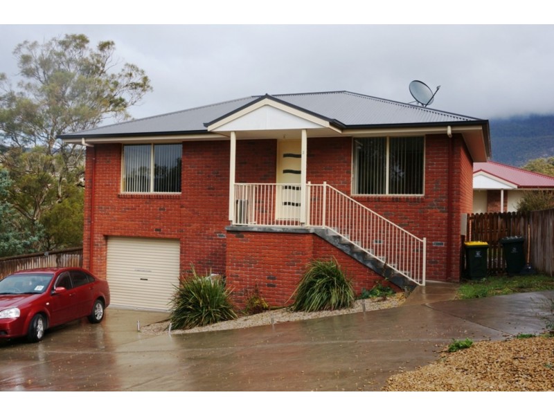 2/10 Tree Tops Court, Claremont TAS 7011