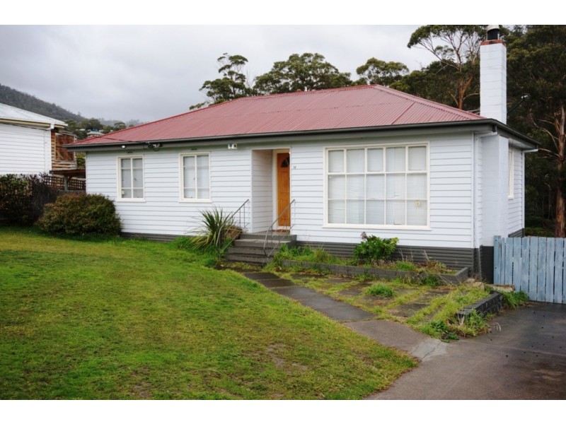 14 Arunta Crescent, Chigwell TAS 7011