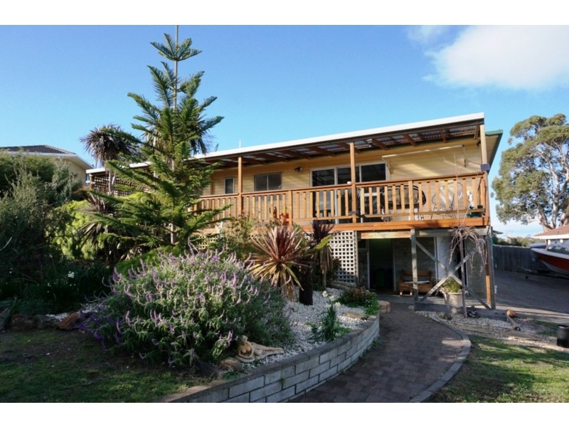 16 Honolulu Street, Midway Point TAS 7171
