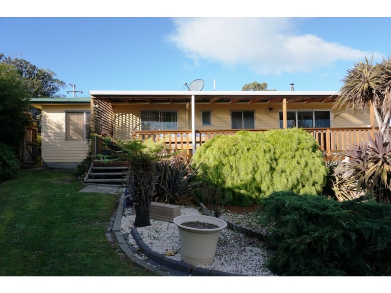 16 Honolulu Street, Midway Point TAS 7171
