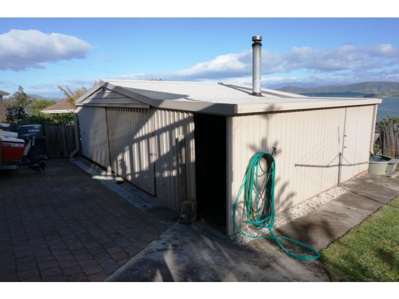 16 Honolulu Street, Midway Point TAS 7171