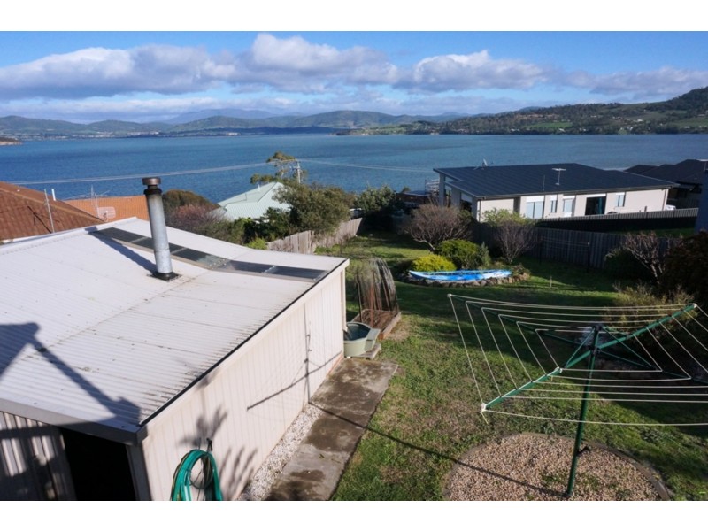 16 Honolulu Street, Midway Point TAS 7171