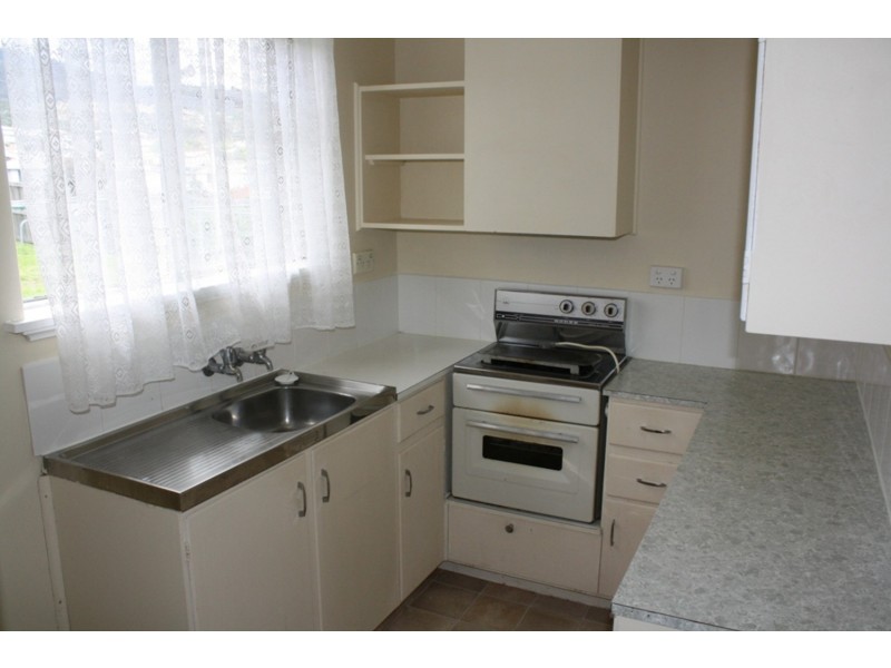 2/17-23 Adelphi Road, Claremont TAS 7011