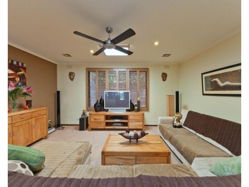 32 Isabella Crescent, Frankston VIC 3199