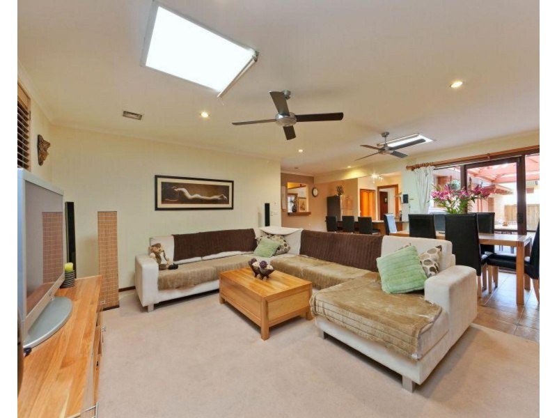 32 Isabella Crescent, Frankston VIC 3199